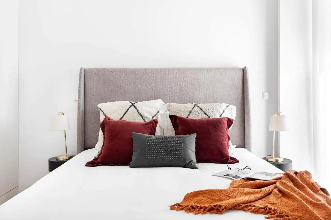 Joivy Elegant 1-Br Apartment In Perfect Centre Lisbon 0*,